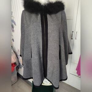 Sweitzer Linen 'margeau' Cashmere, Silk And Alpaca Cape Poncho OSFM Orig $1200
